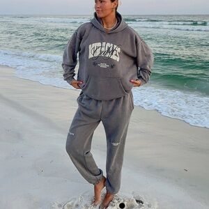 Elevated Faith matching set